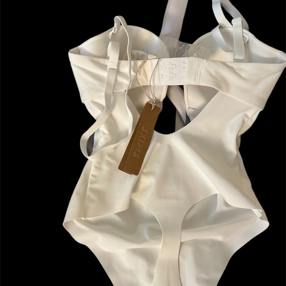 Skims bodysuit - Picture 2 of 2